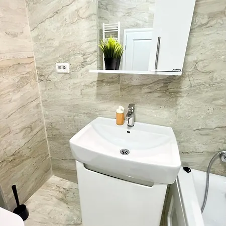 Adress Dd20 Apartament